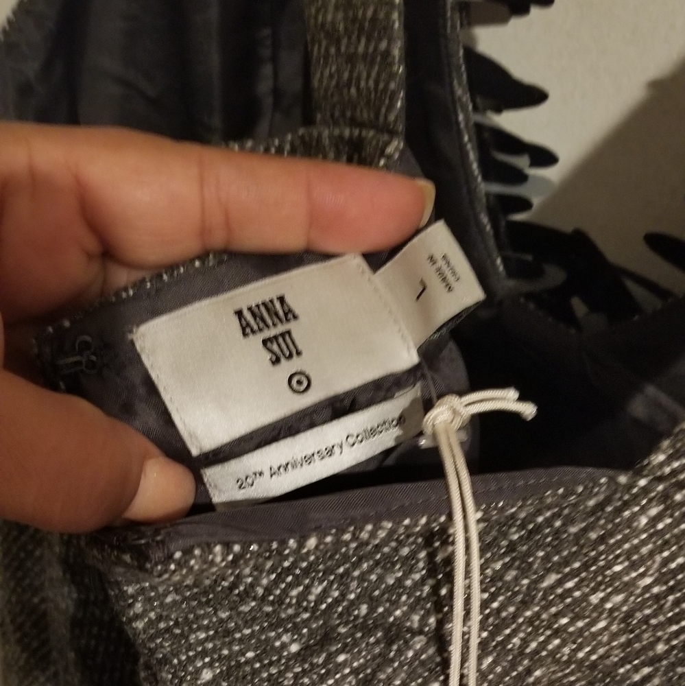 Collection Item - Picture 3 of 3